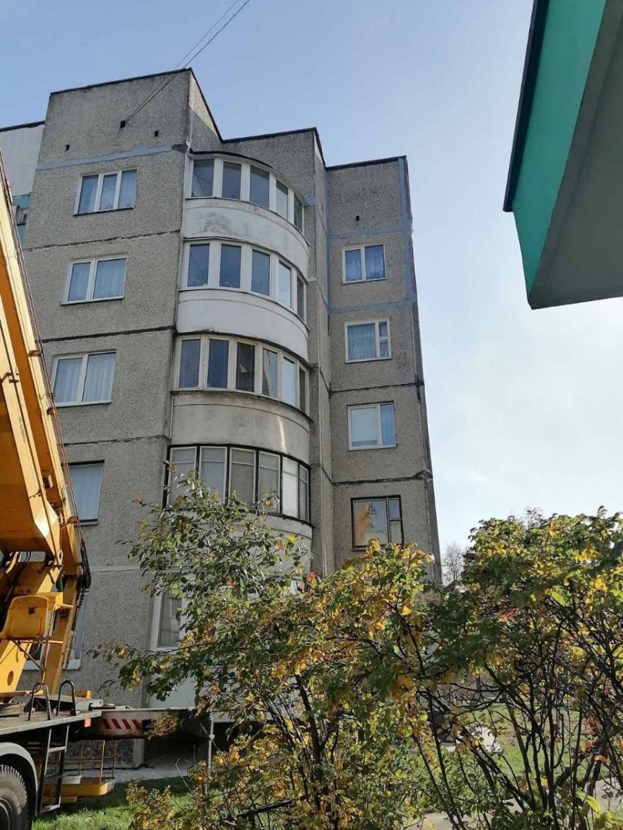 Работы по ремонту межпанельных стыков подразделениями Лидского ГУП ЖКХ