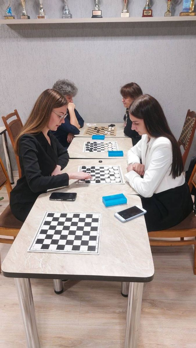 соревнования по шашкам