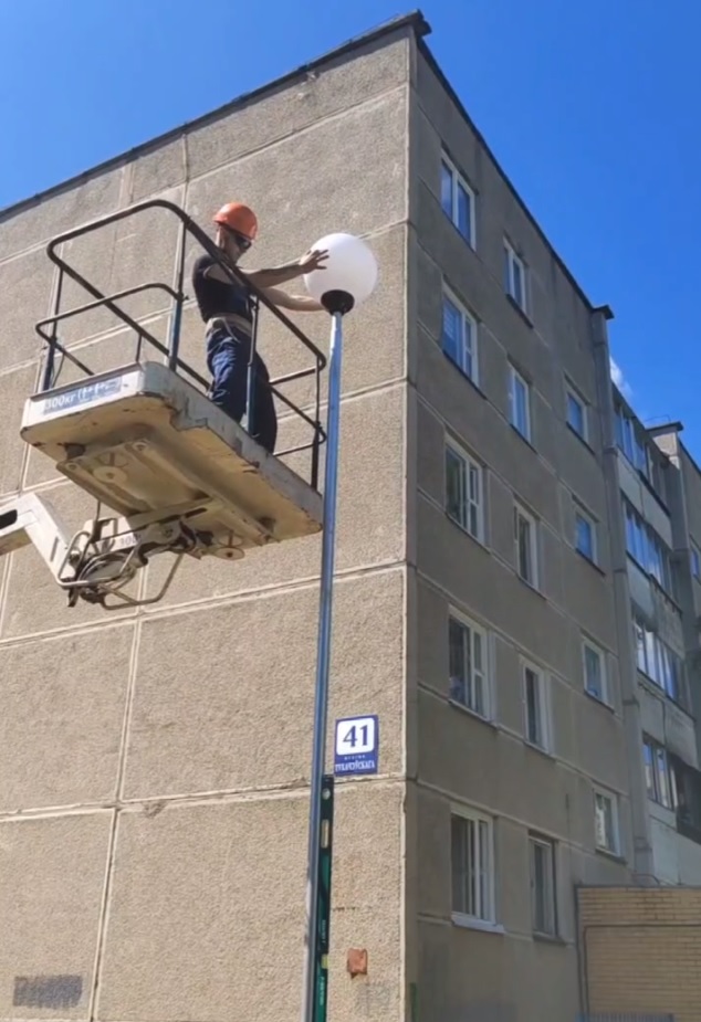 Возведение наружного освещения в районе жилых домов по ул. Тухачевского 67,55,41 в г.Лида.