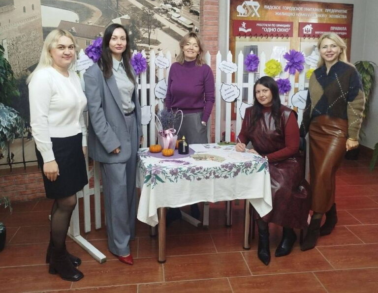 Подарите улыбку родителям: приглашаем к участию в акции!